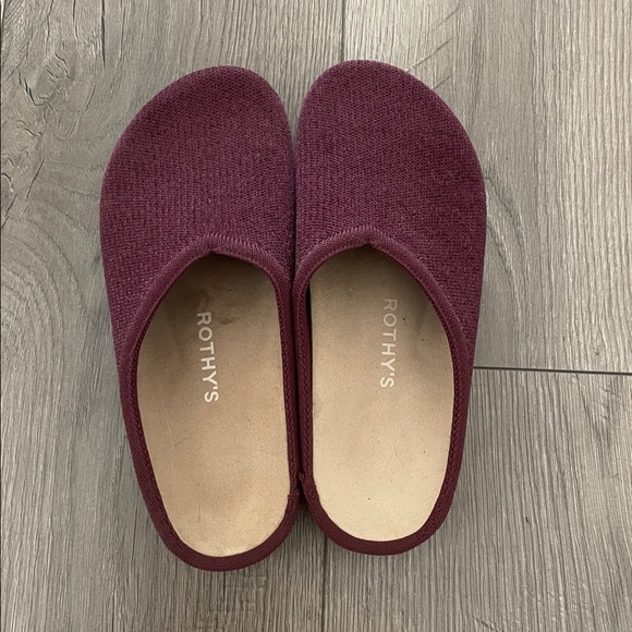 Rothy's Revelvet Casual Slip-On Clogs in Syrah Sz:7 - Picture 8 of 11